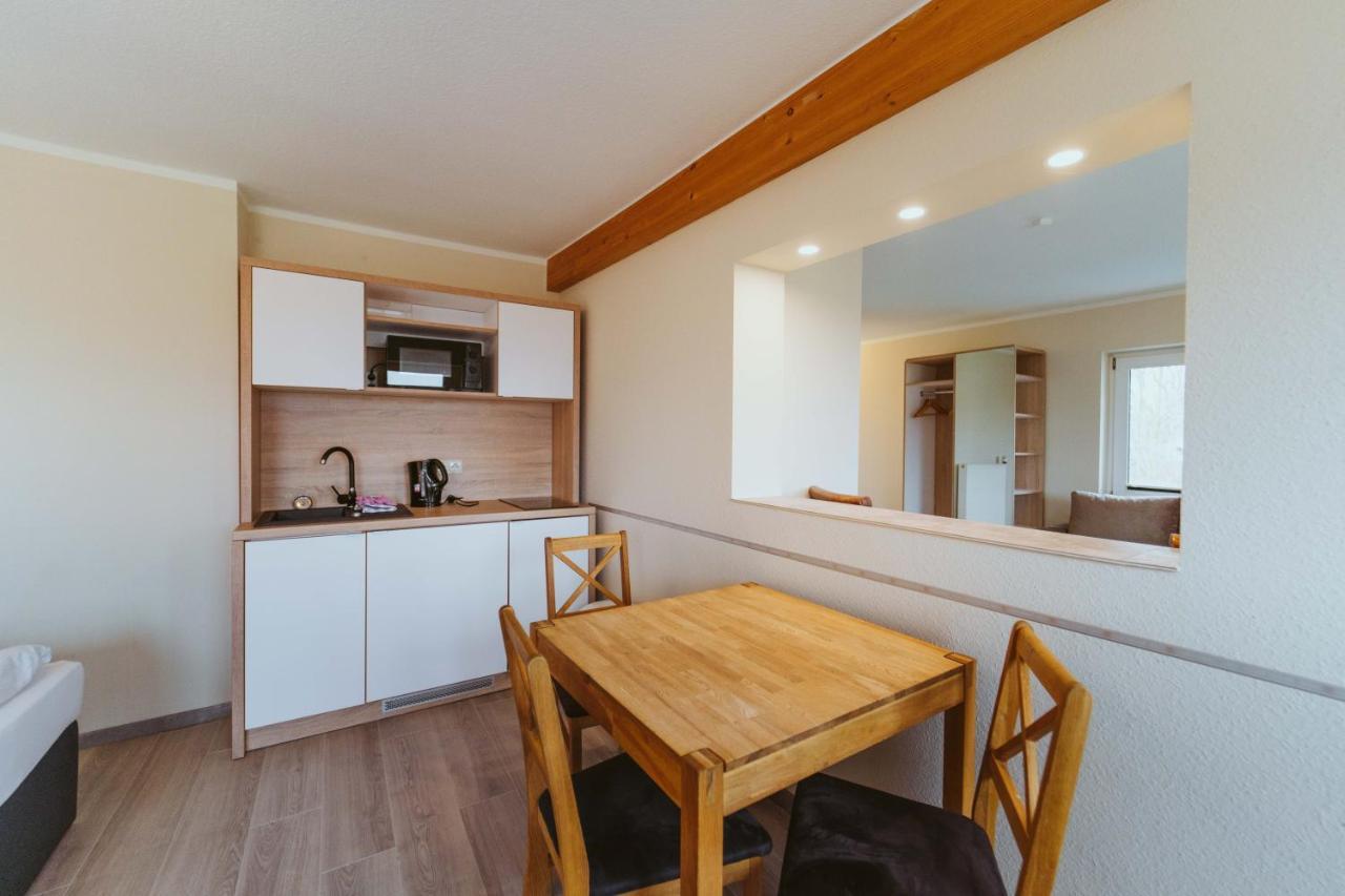 Aparthotel Stralsund Studios Und Apartments Ngoại thất bức ảnh