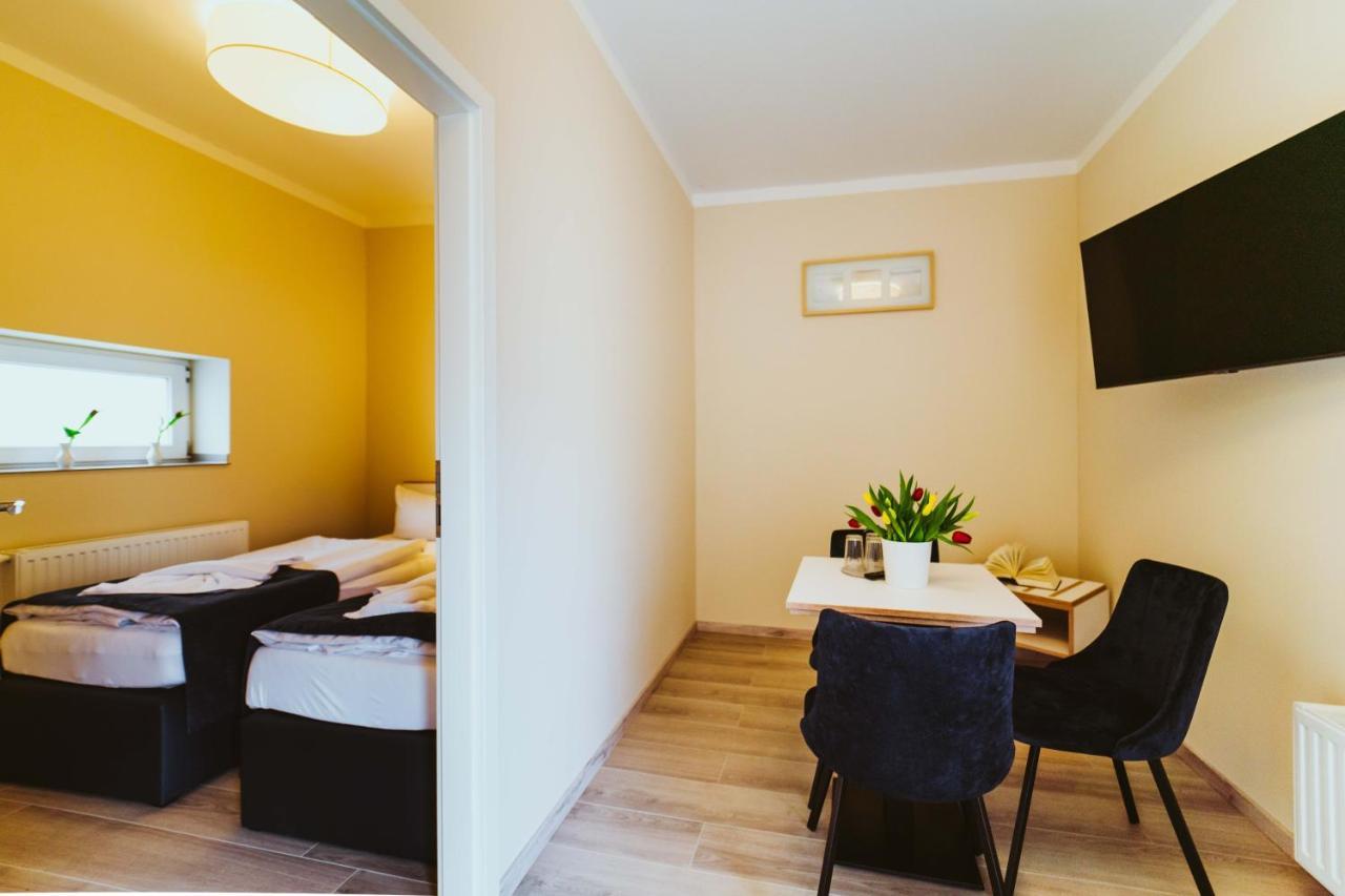 Aparthotel Stralsund Studios Und Apartments Ngoại thất bức ảnh