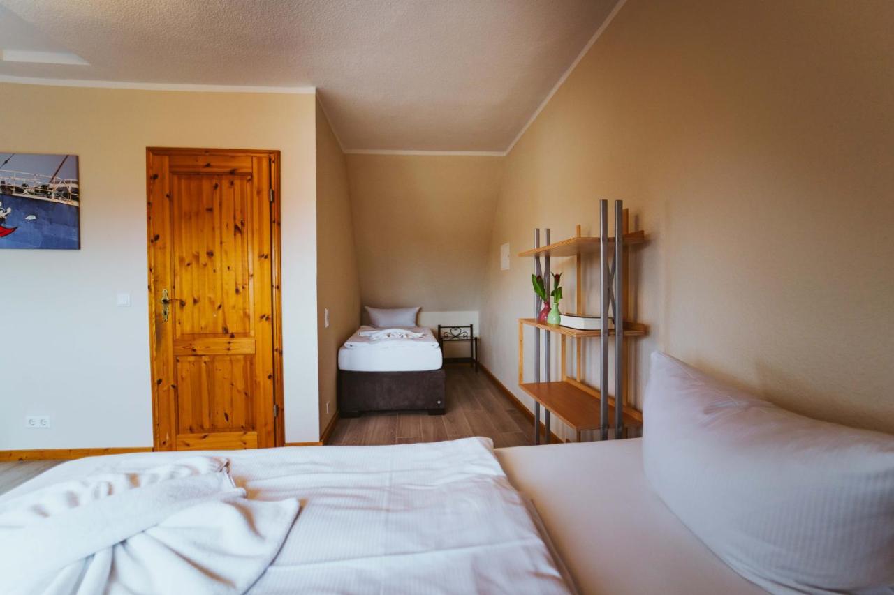Aparthotel Stralsund Studios Und Apartments Ngoại thất bức ảnh